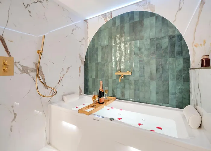 Διαμέρισμα Cinema De Gamme Avec Balneotherapie Νανσύ